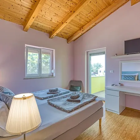 Gaya - Happy Villa Porec